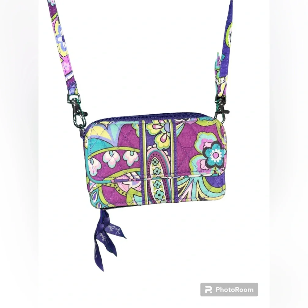 EUC Vera Bradley RFID All in One Crossbody Bag Wallet in Classic Paisley Purple - Picture 2 of 6